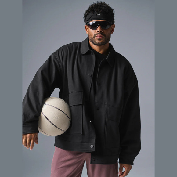 Alo Yoga Unisex one up Jacket Bomber Boxy oversize look in black size Medium - Picture 1 of 12